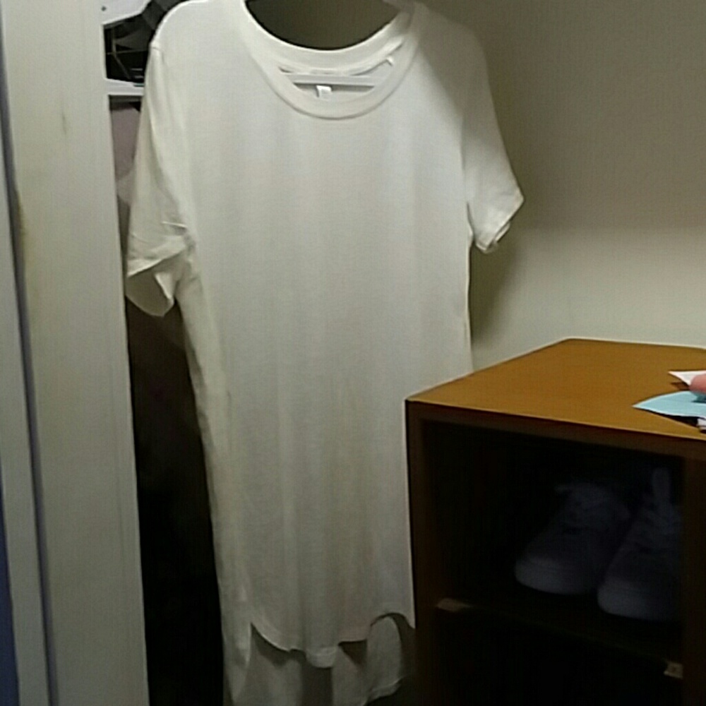 White tunic shirt